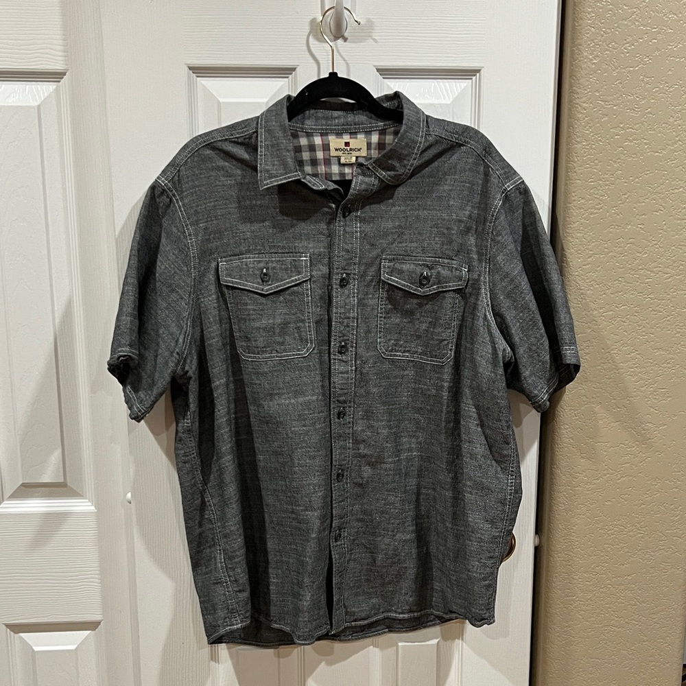 Woolrich Men's Gray Button-Up Shirt -Size XL